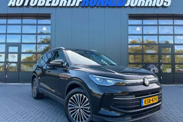 Volkswagen Tiguan (2025) thumbnail 1
