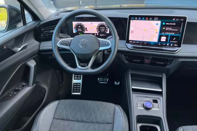 Volkswagen Tiguan (2025) thumbnail 3
