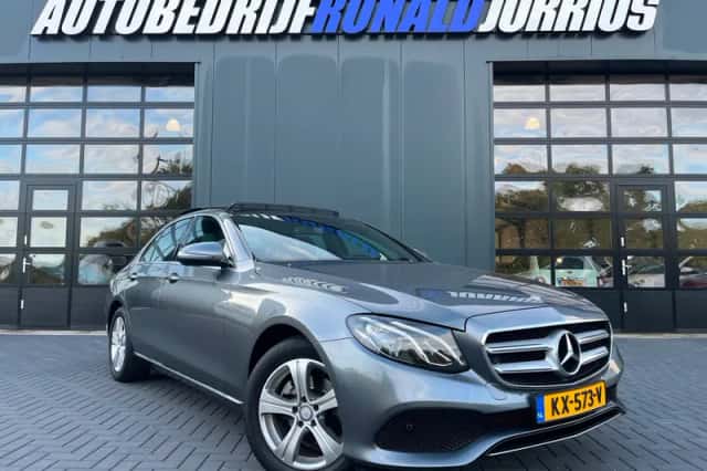 Mercedes-Benz E-Klasse (2017) thumbnail 1