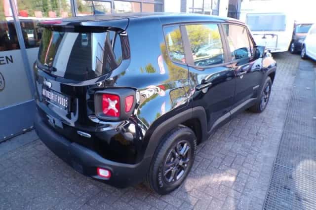 Jeep Renegade (2021) thumbnail 6