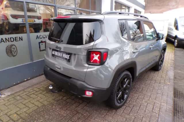 Jeep Renegade (2021) thumbnail 5
