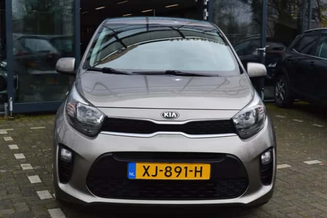 Kia Picanto (2019) thumbnail 3