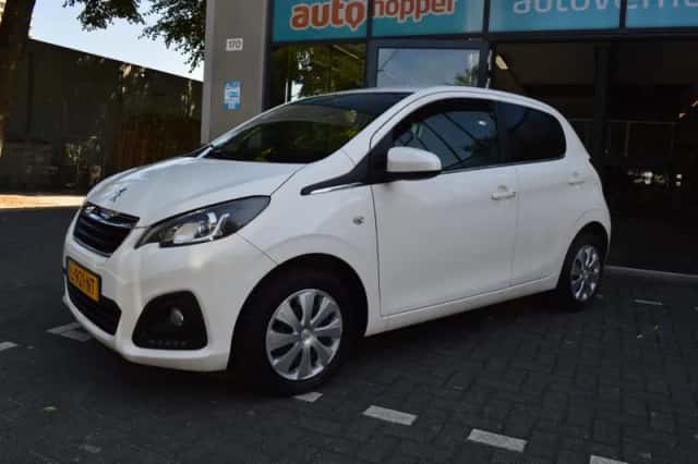 Peugeot 108 (2021) thumbnail 1
