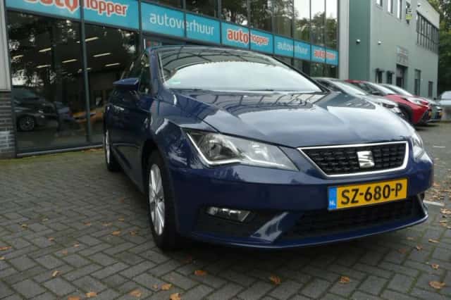 SEAT Leon (2018) thumbnail 1