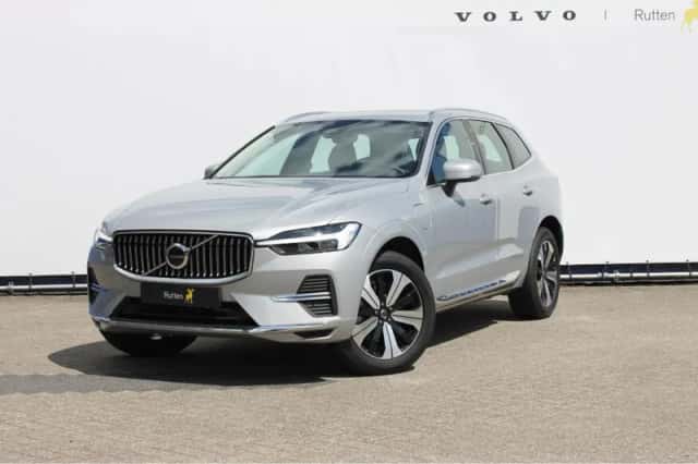 Volvo XC60 (2023) thumbnail 2
