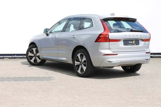 Volvo XC60 (2023) thumbnail 5