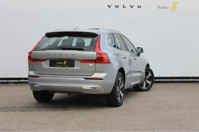 Volvo XC60 (2023) thumbnail 6