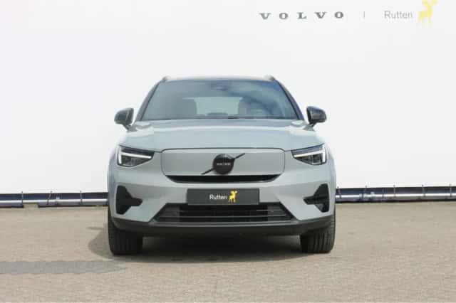 Volvo EX40 (2026) thumbnail 2