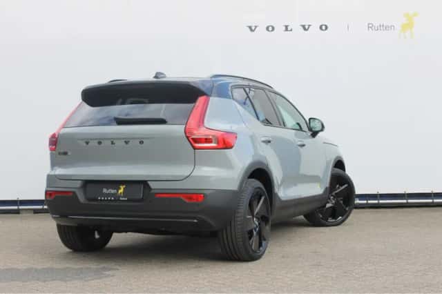 Volvo EX40 (2026) thumbnail 6