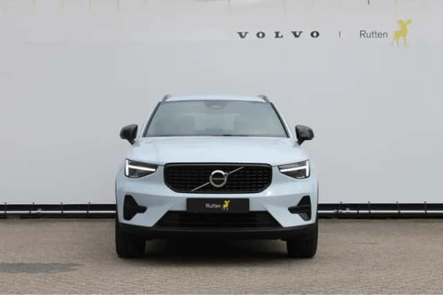 Volvo XC40 (2026) thumbnail 4