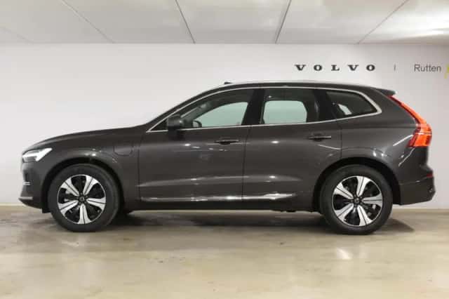 Volvo XC60 (2023) thumbnail 6