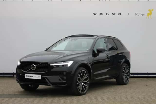 Volvo XC60 (2022) thumbnail 2