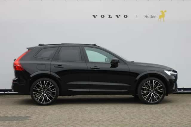 Volvo XC60 (2022) thumbnail 6