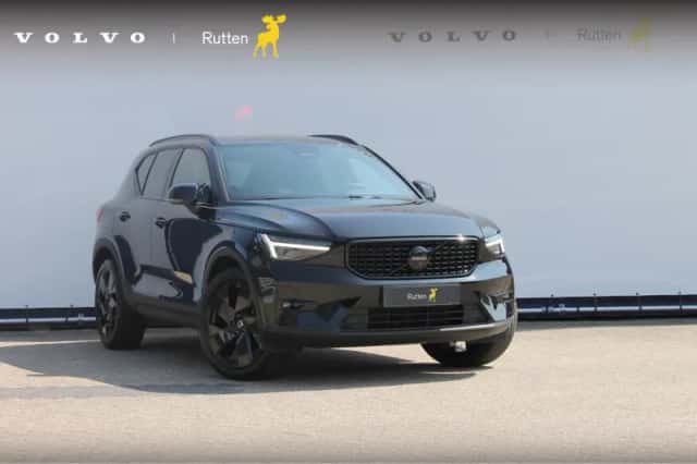 Volvo XC40 (2025) thumbnail 1