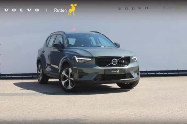 Volvo XC40 (2025) thumbnail 1