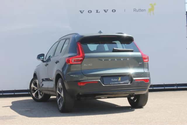 Volvo XC40 (2025) thumbnail 5