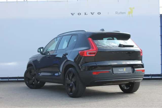 Volvo XC40 (2025) thumbnail 5