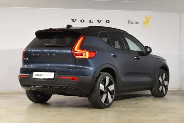 Volvo EX40 (2026) thumbnail 3