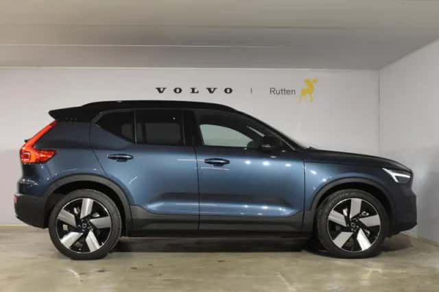 Volvo EX40 (2026) thumbnail 5
