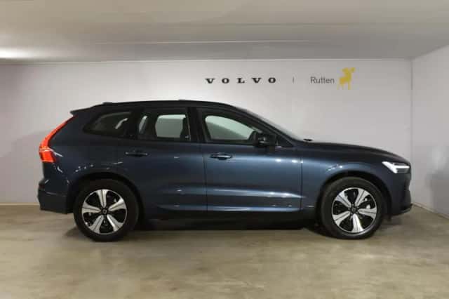 Volvo XC60 (2024) thumbnail 5