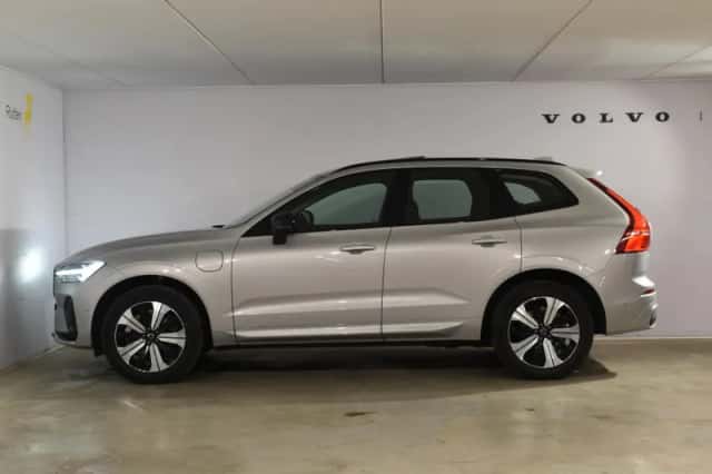 Volvo XC60 (2024) thumbnail 4