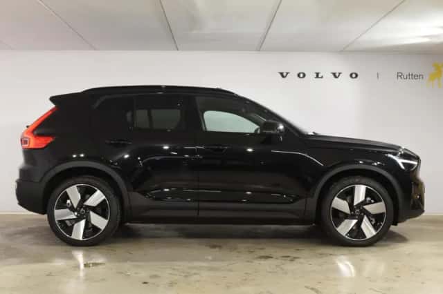 Volvo EX40 (2026) thumbnail 5
