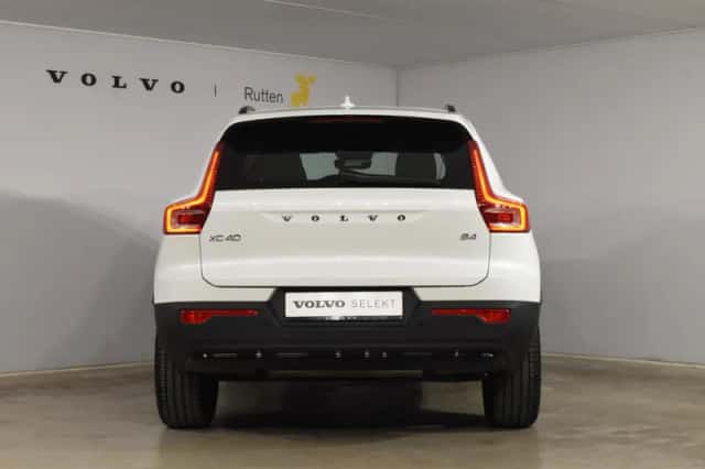 Volvo XC40 (2025) thumbnail 6