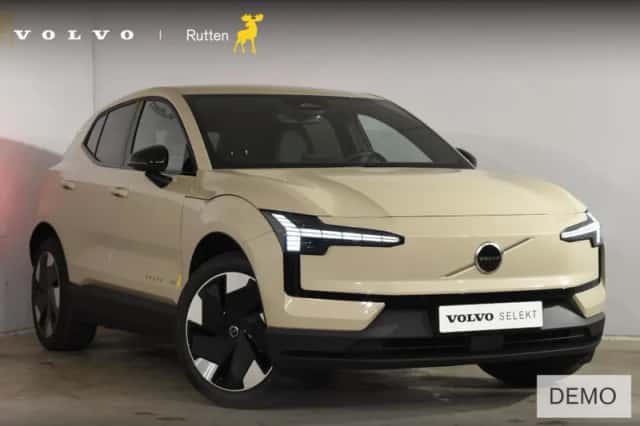 Volvo EX30 (2026) thumbnail 1