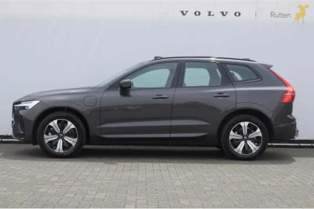 Volvo XC60 (2024) thumbnail 4