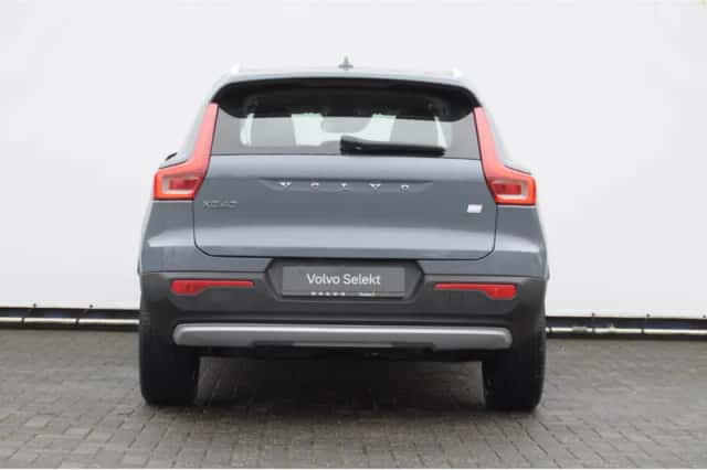 Volvo XC40 (2021) thumbnail 6