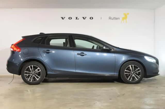 Volvo V40 (2019) thumbnail 5