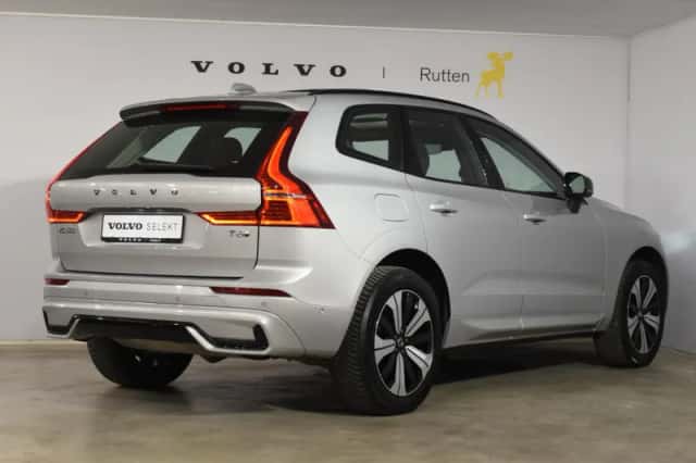 Volvo XC60 (2025) thumbnail 3