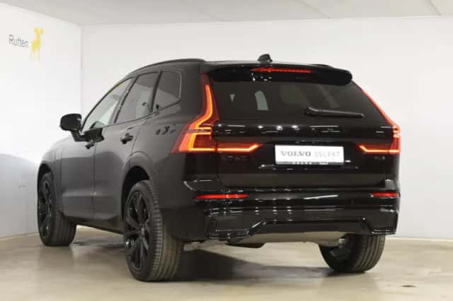 Volvo XC60 (2025) thumbnail 3