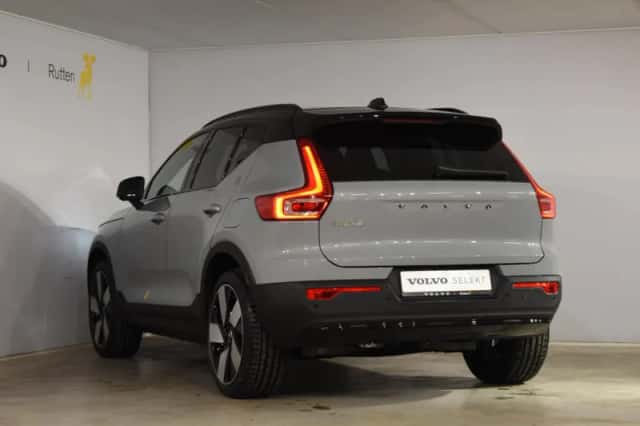 Volvo EX40 (2026) thumbnail 4