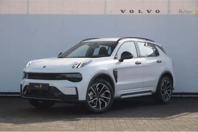 Lynk & Co 01 (2025) thumbnail 3