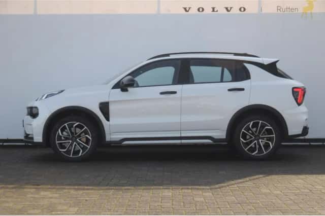 Lynk & Co 01 (2025) thumbnail 4