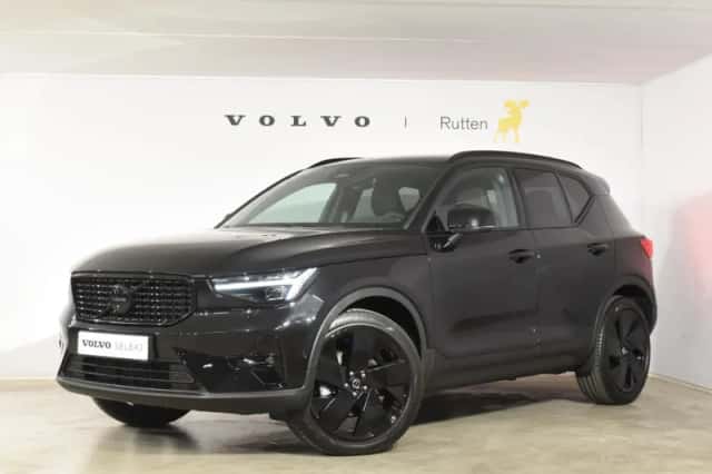 Volvo XC40 (2025) thumbnail 2
