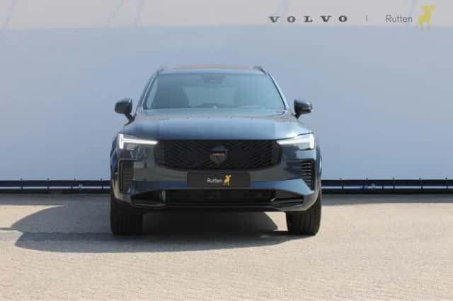Volvo XC90 (2026) thumbnail 3