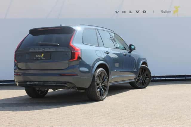 Volvo XC90 (2026) thumbnail 4