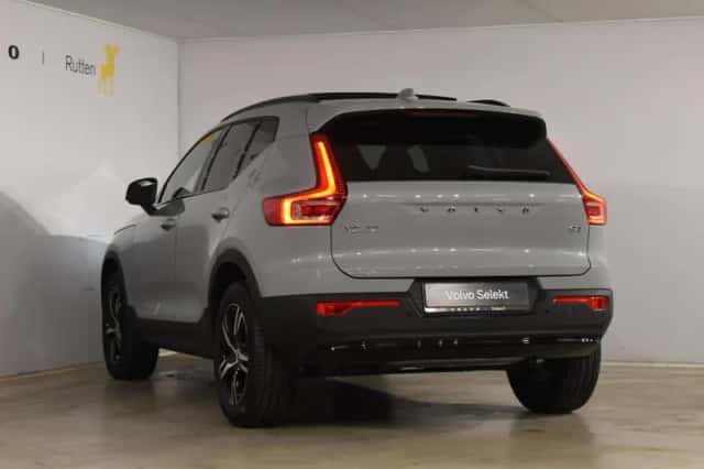 Volvo XC40 (2026) thumbnail 4