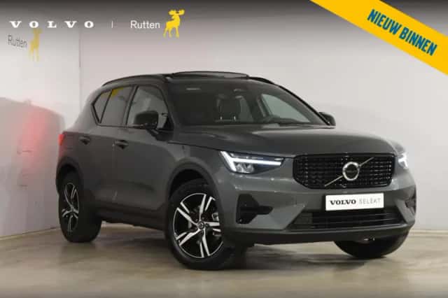 Volvo XC40 (2026) thumbnail 1