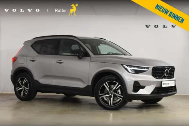 Volvo XC40 (2026) thumbnail 1