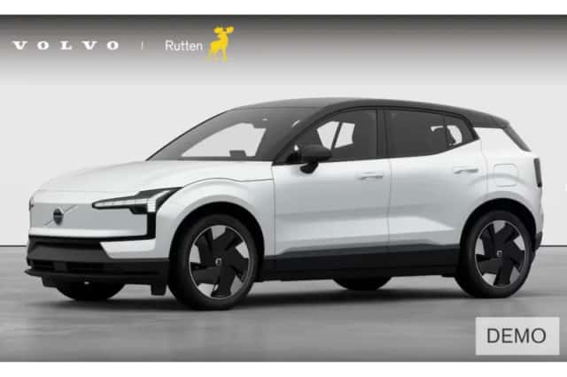 Volvo EX30 (2025) thumbnail 1