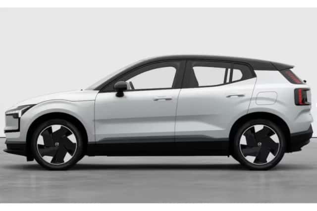 Volvo EX30 (2025) thumbnail 4