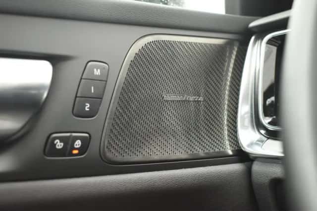 Volvo V60 (2025) thumbnail 4