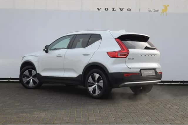 Volvo XC40 (2022) thumbnail 5