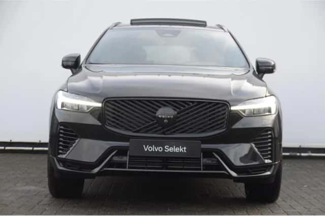 Volvo XC60 (2025) thumbnail 2