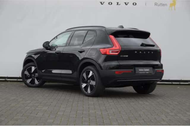 Volvo EX40 (2026) thumbnail 5