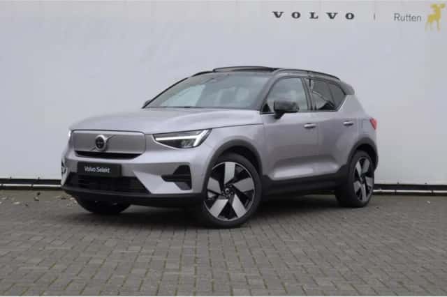 Volvo EX40 (2026) thumbnail 3