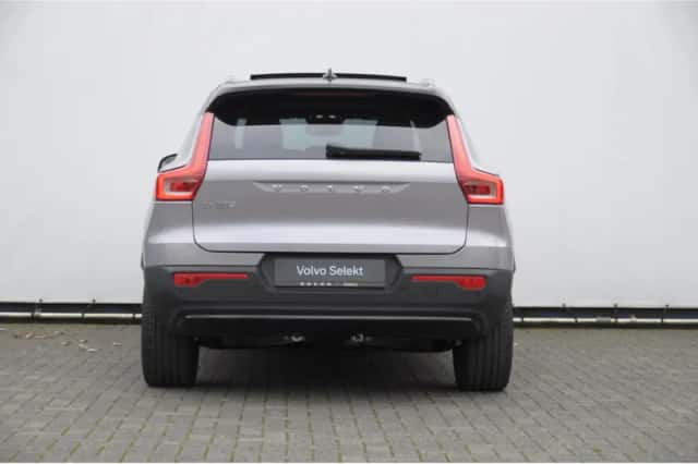Volvo EX40 (2026) thumbnail 6